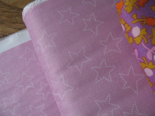 Lotta Jansdotter Stella - star in pink mist