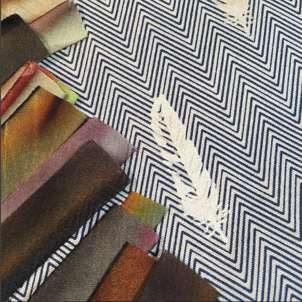 Jennifer Sampou Shimmering plume in indigo 