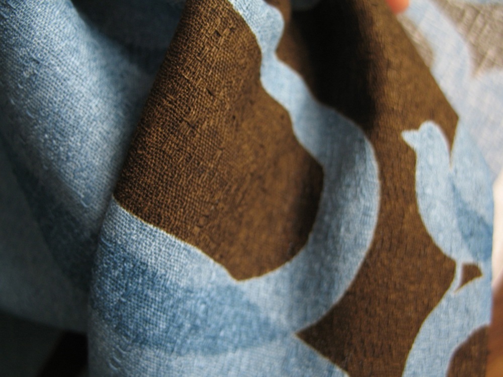 Lecien Etoffe Imprevue waves with birds in blue and brown