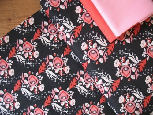 Aneela Hoey Moda Vignette poppy in pink