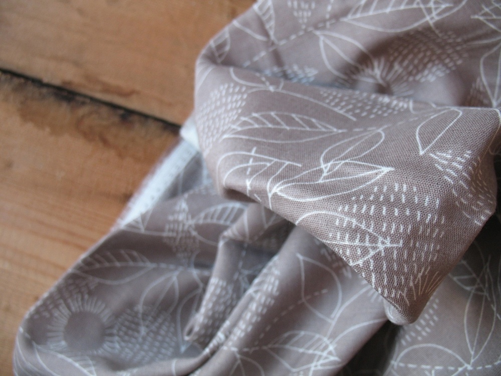 Eloise Renouf Threads backstitch in Grey - DOUBLE GAUZE 