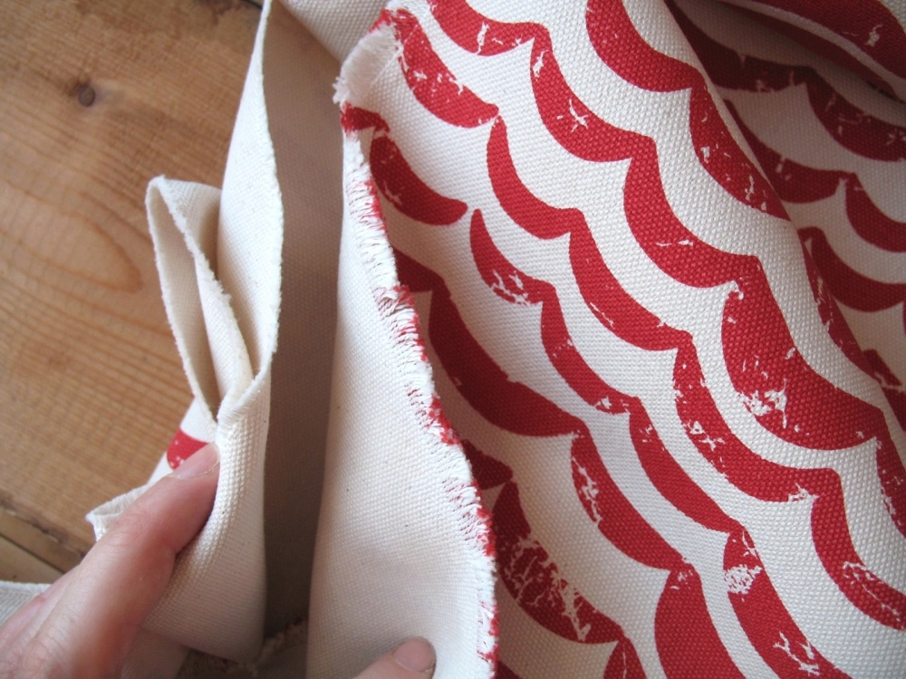 Kokka Japanese Atlantic wave in red  canvas weight 