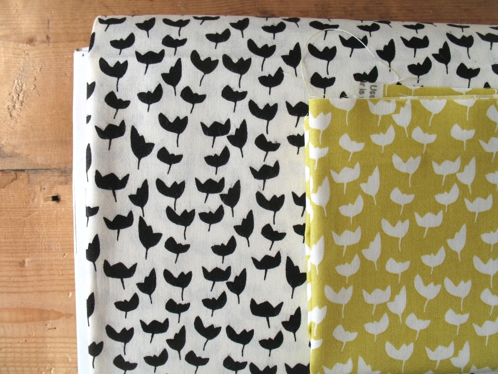 Lotta Jansdotter Lilla in grey / ebony