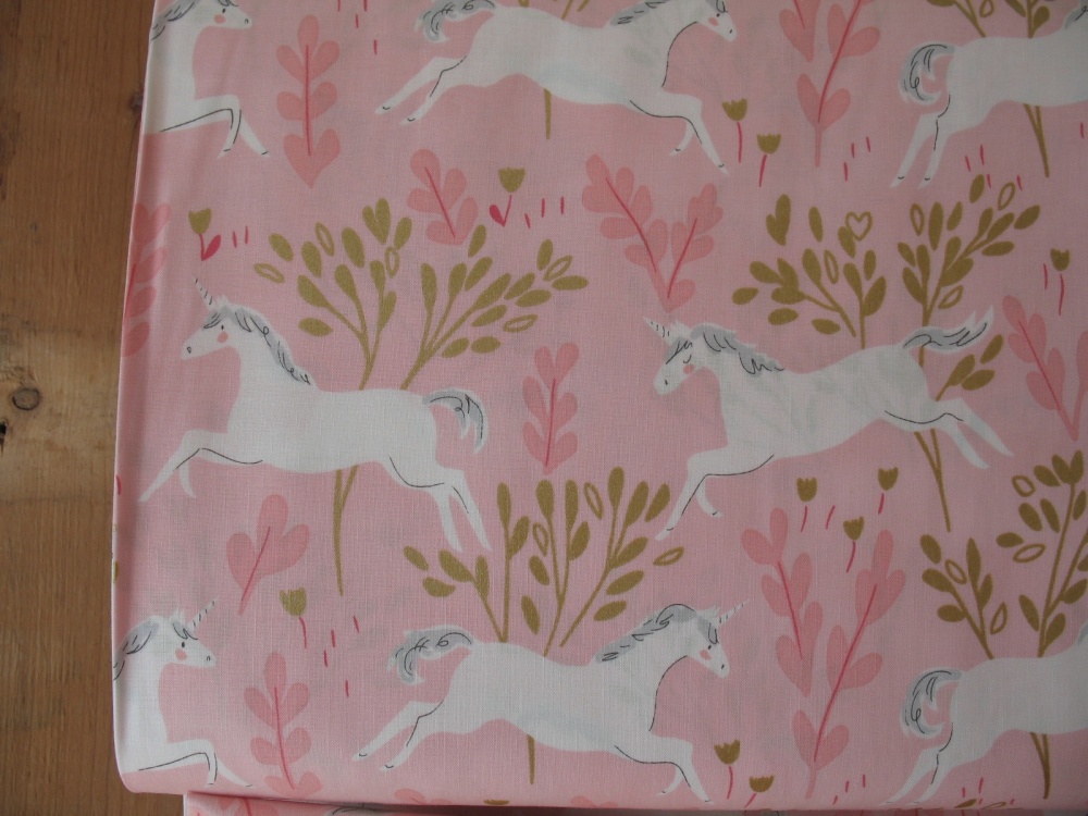 Sarah Jane Designs MAGIC Unicorn forest in pink  with Metallic