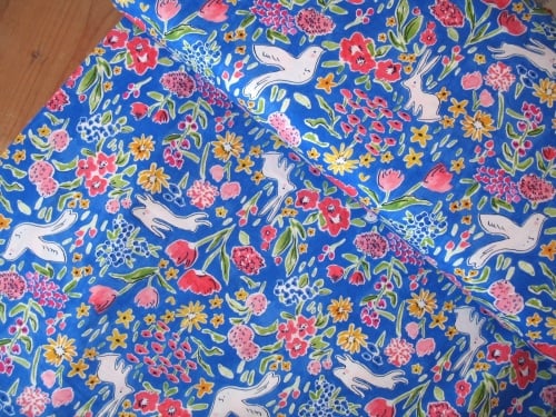 Sarah Jane Designs Sommer Garden on blue