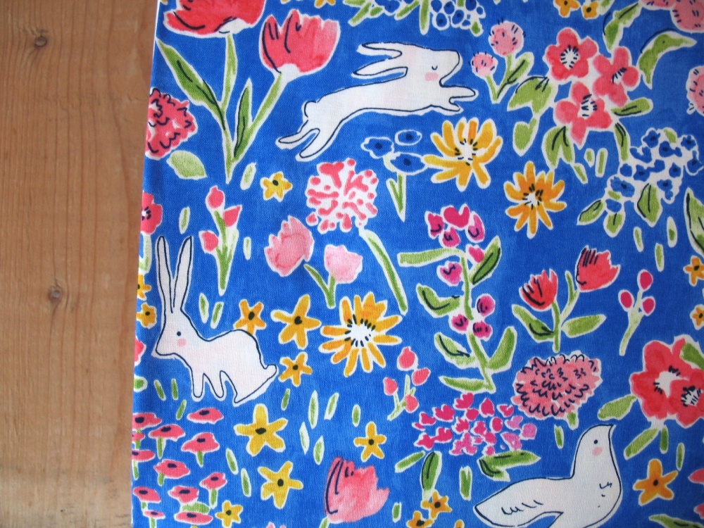 LAST ONE -Sarah Jane Designs Sommer Garden on blue
