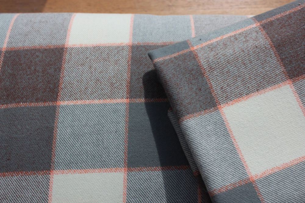 Robert Kaufman Tahoe  glen FLANNEL in olive