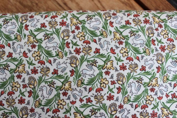Freespirit fabrics Miss Mustard Seed - Bunnies, Birds & Blooms - Wild Hare 