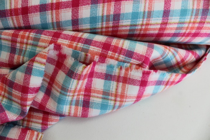 Robert Kaufman Mammoth Junior flannels - peaches and nectarine