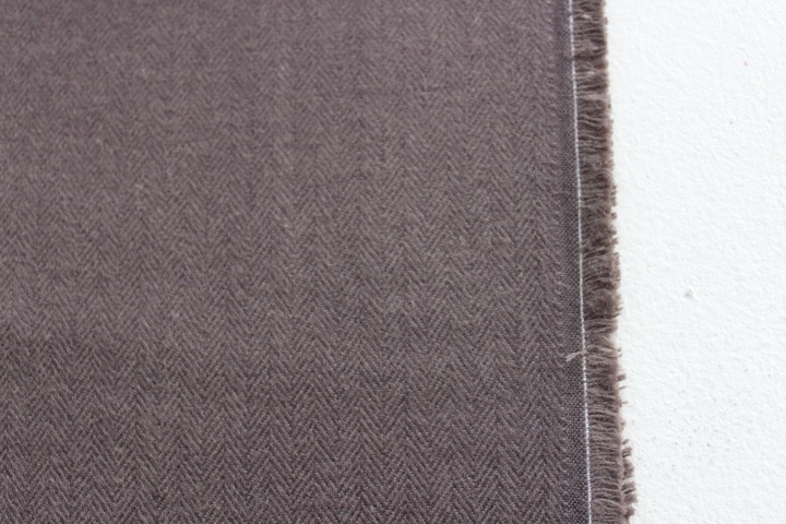 Robert Kaufman Shetland FLANNEL herringbone in Walnut