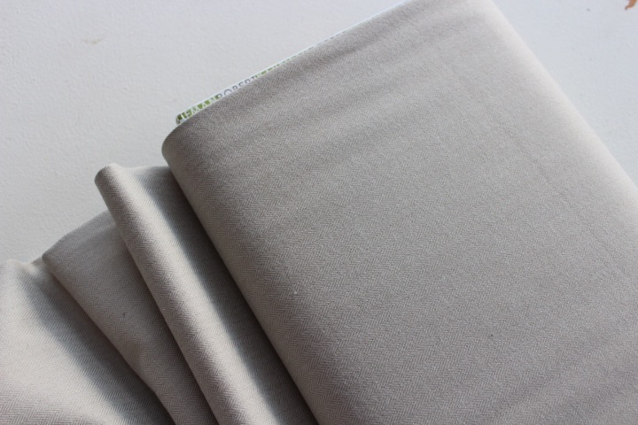 Robert Kaufman Shetland FLANNEL herringbone in Flax