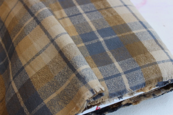 Robert Kaufman Mammoth Flannel -HONEY