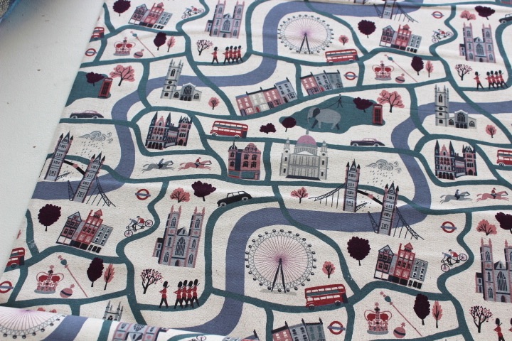 Cotton and Steel - London forever -cloudy day- CANVAS 