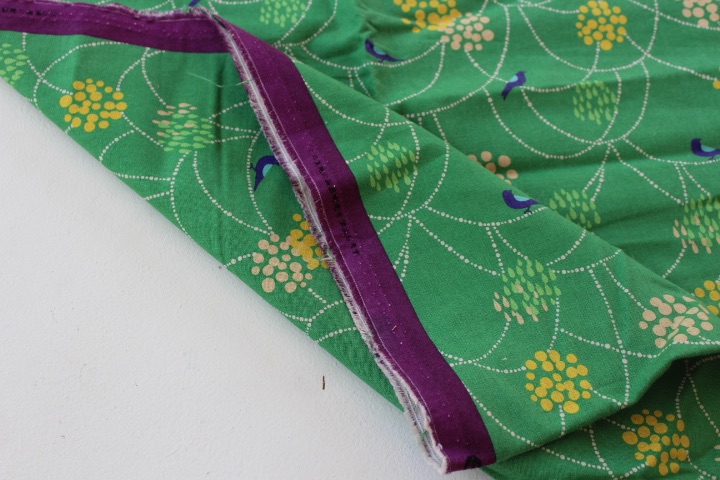 Last one -  Echino Japan bon bon bird on green