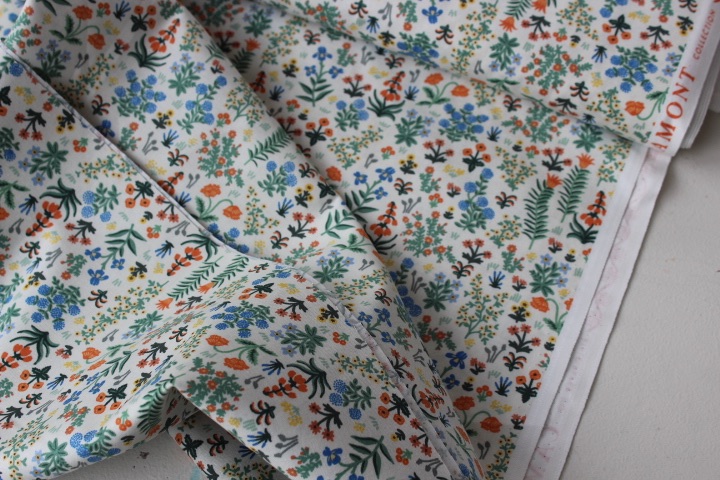 Rifle Paper Co. CAMONT -menagerie garden in cream