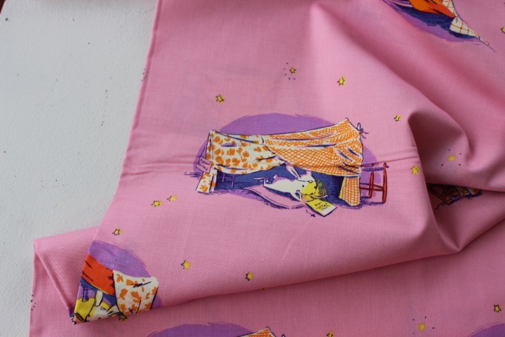 Heather Ross - Lucky Rabbit - quilt tent in lilac