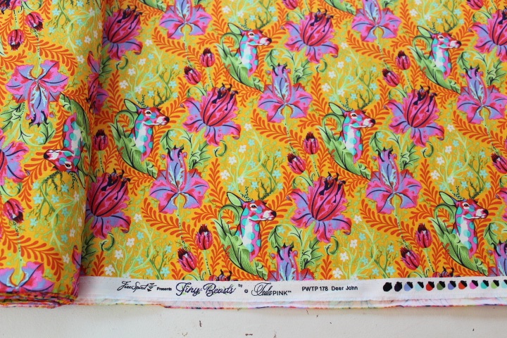 Tula Pink - Tiny Beasts - Deer John  in Glow