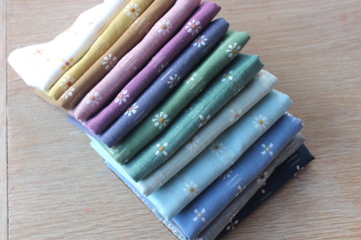 Mini Cloth stack -Fableism -Daisy -full bloom