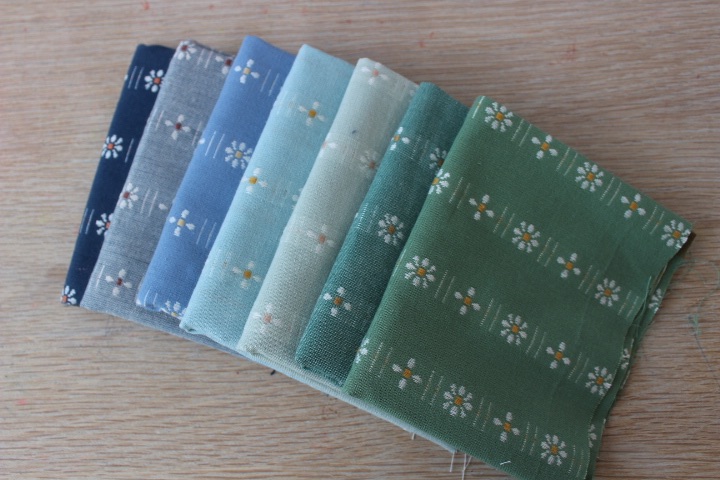 Mini Cloth stack -Fableism -Daisy -Ocean colour scene