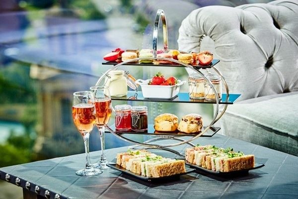 There's a Luxury Afternoon Tea for Two Gift Voucher UK-Wide