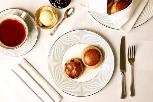 There's a great offer on Prosecco Cream Tea for Two at Harrods