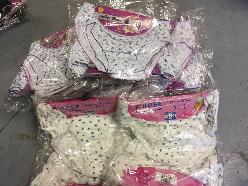 252 pcs Bikini Briefs in Black Floral and Pastel