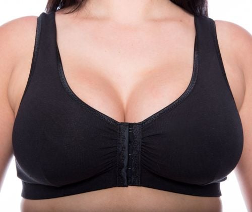 CB222B - 24 FRONT FASTENING COTTON BRAS in BLACK - only £5