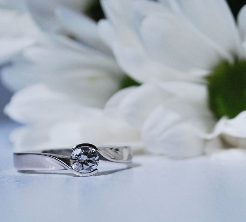 Rivoir white gold diamond engagement ring