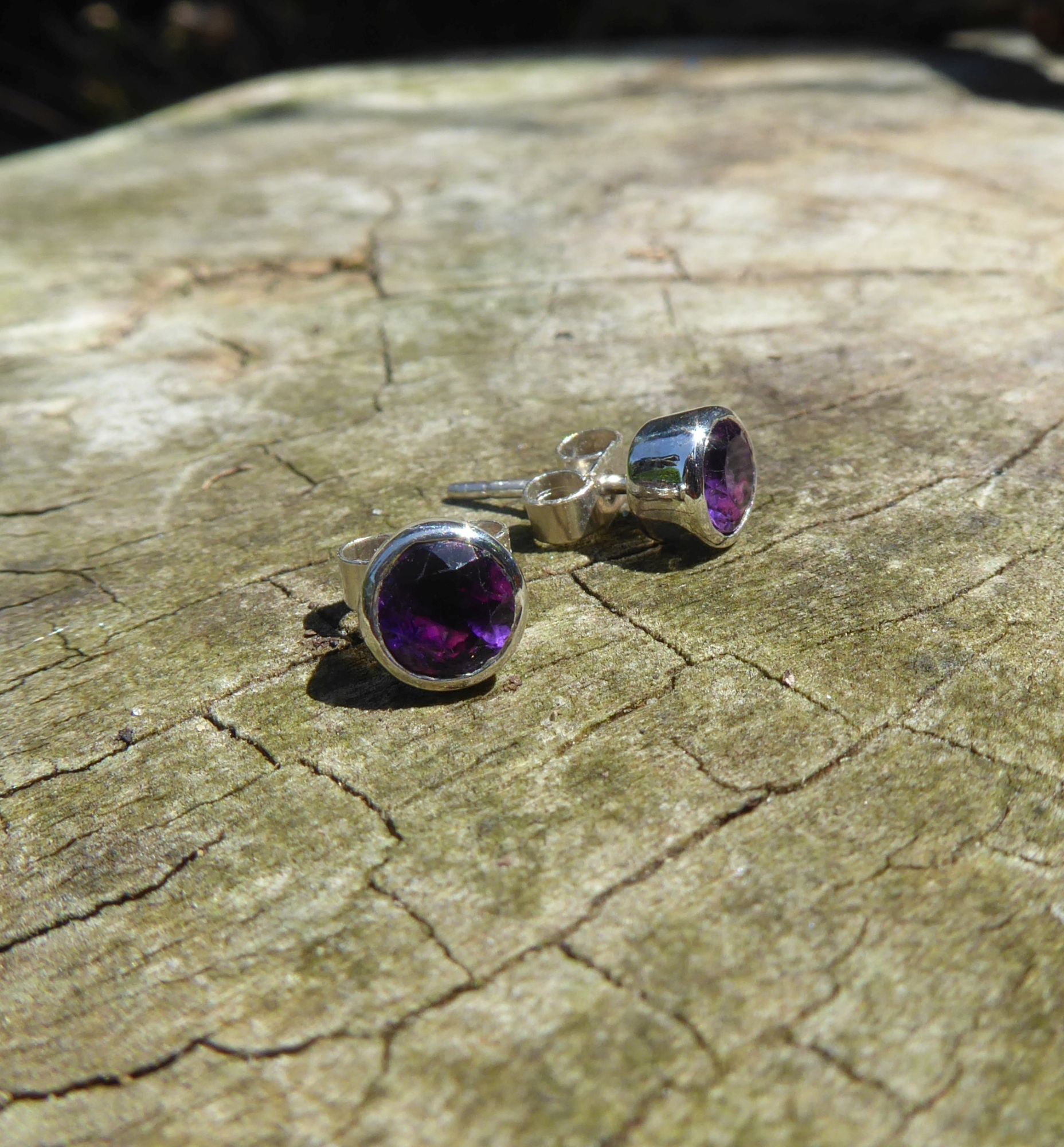 Silver amethyst stud earrings