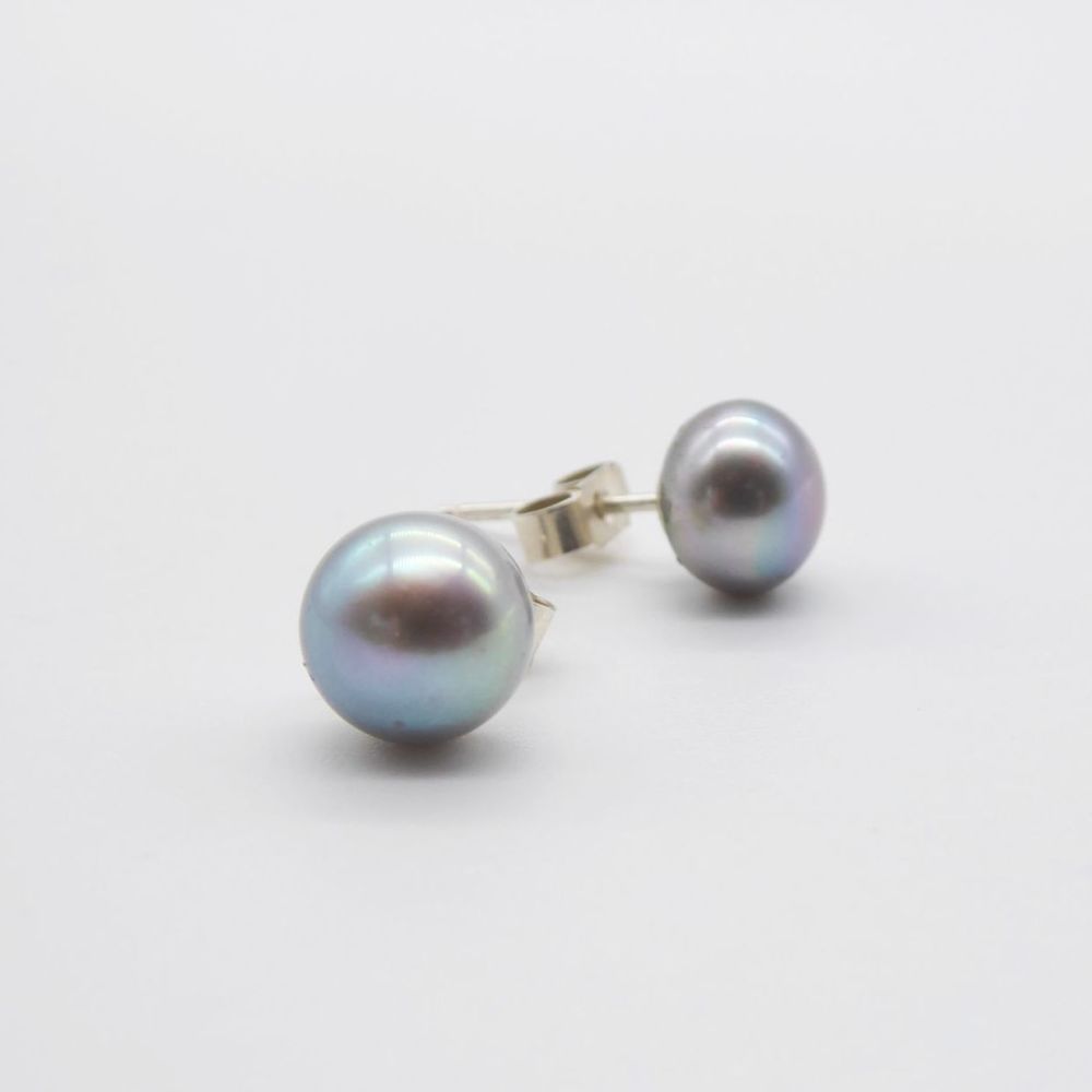Silver Grey Pearl Studs Earrings - 5mm