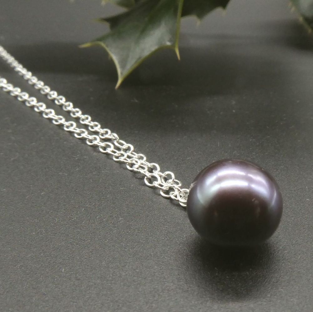 Single Black Pearl Pendant - Available In Different Sizes - Prices From £24-£42