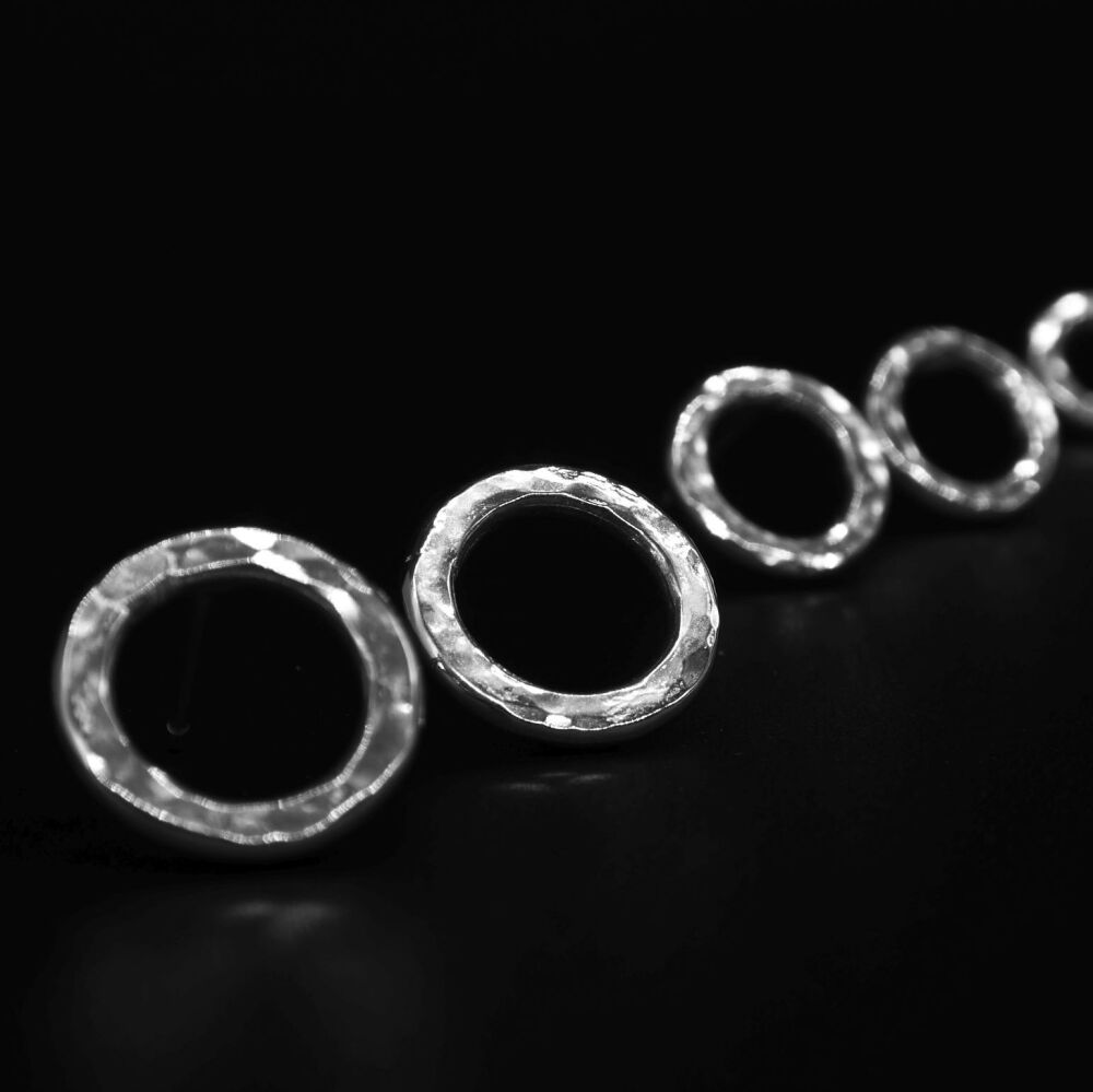 Silver Vanilla Earrings - 14mm