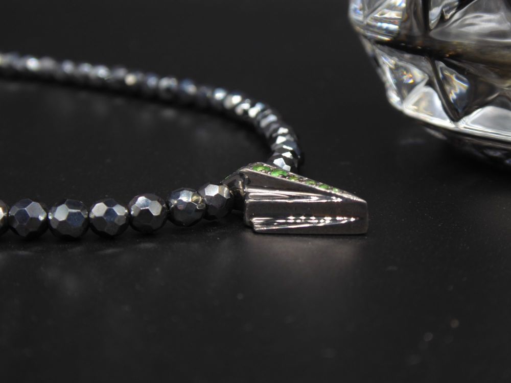 Green and Black Art Deco Tsavorite Gemstone Necklace