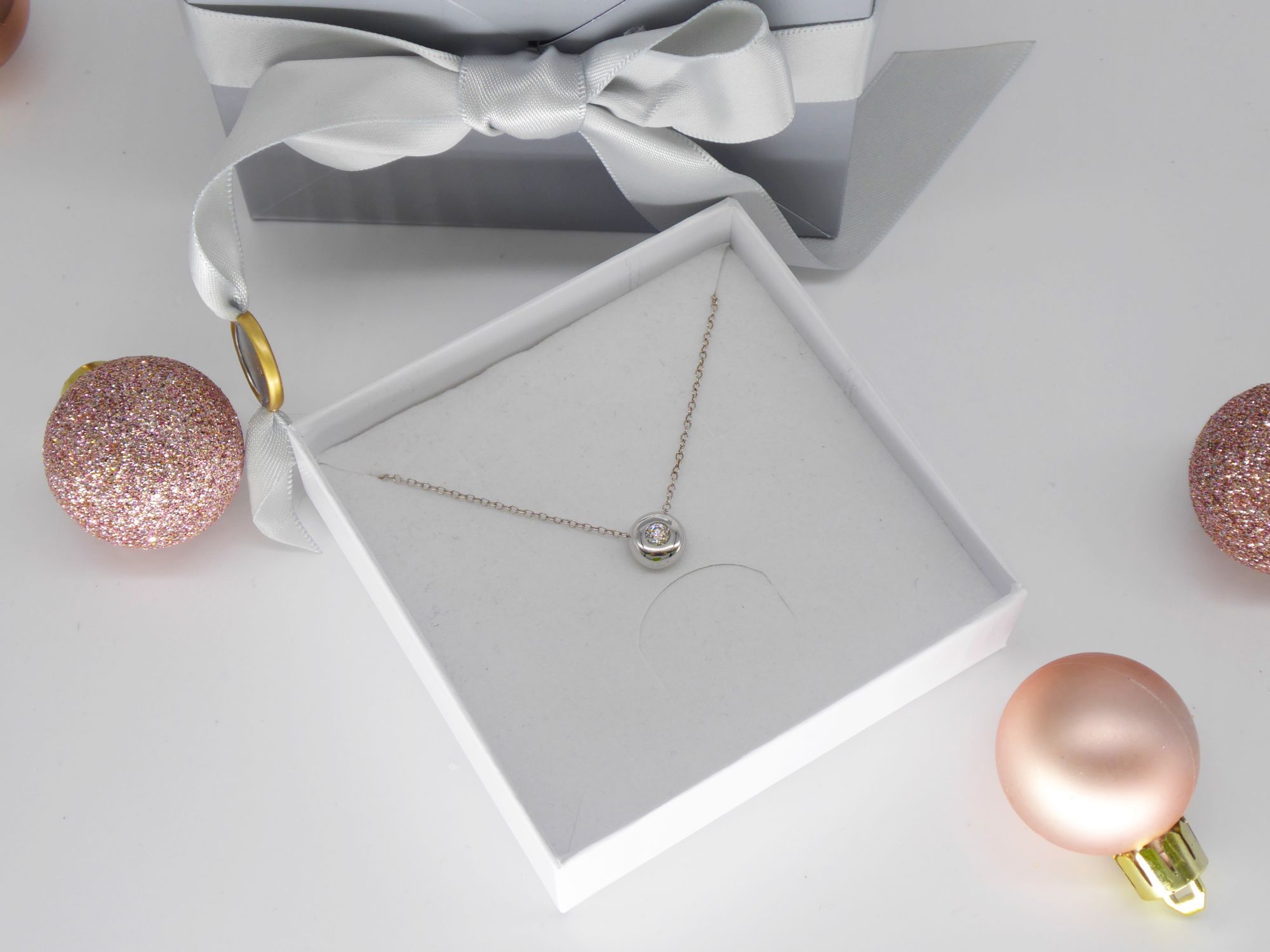 Diamond Slider White Gold Pendant Christmas Image