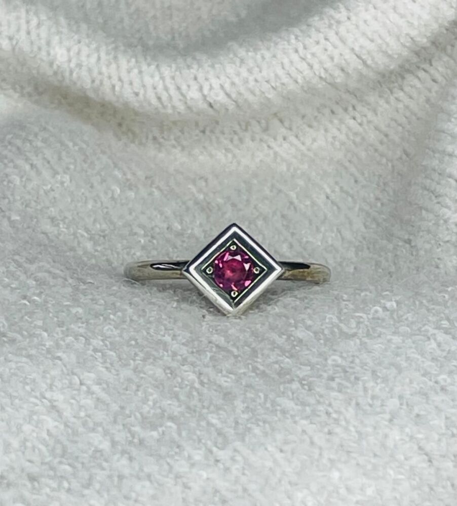 Orchid Gemstone Ring