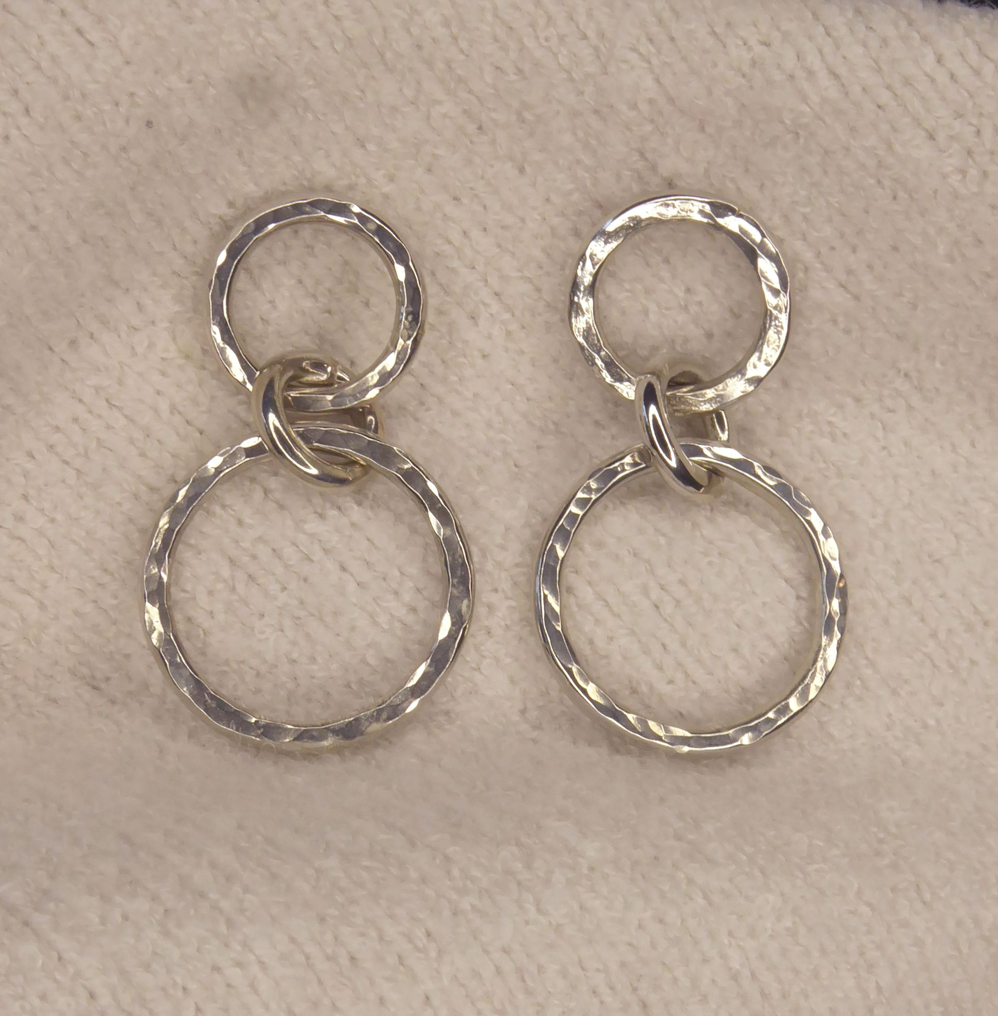 3 loop silver handmade vanilla link earrings