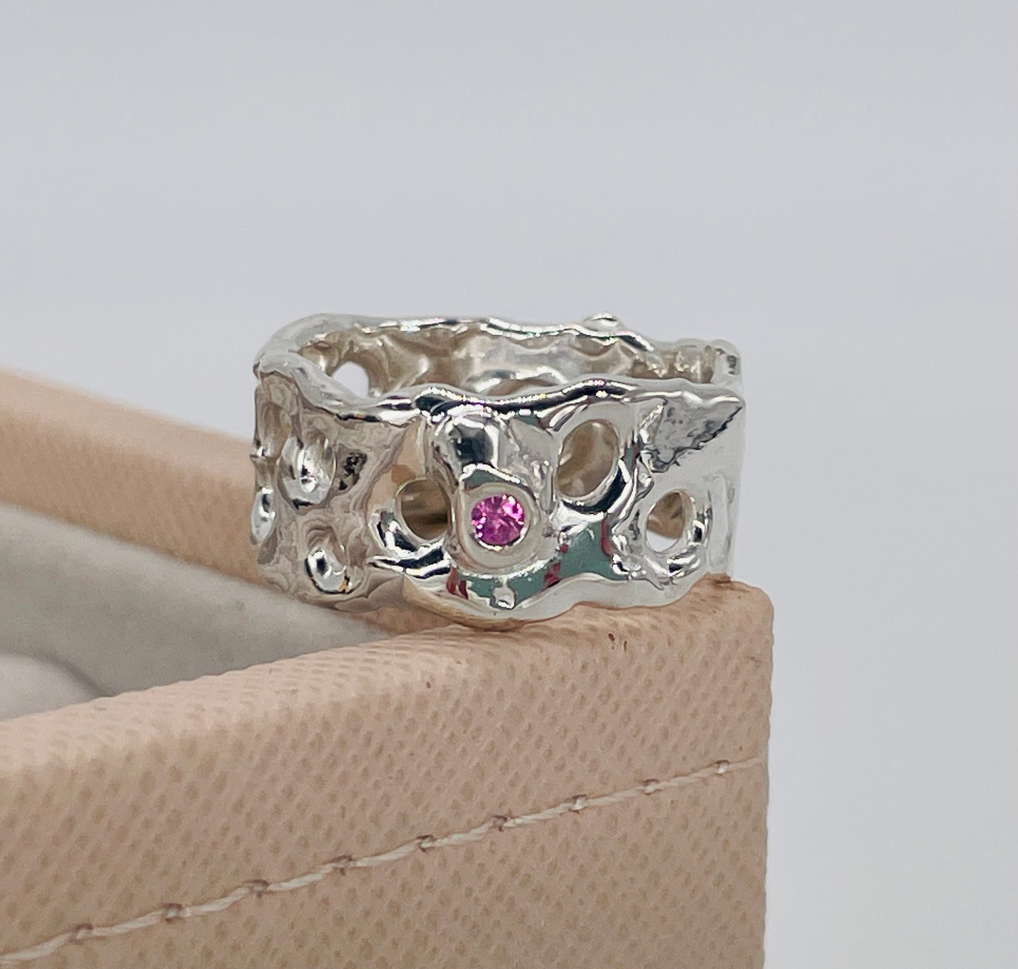 Pink sapphire silver Origin ring