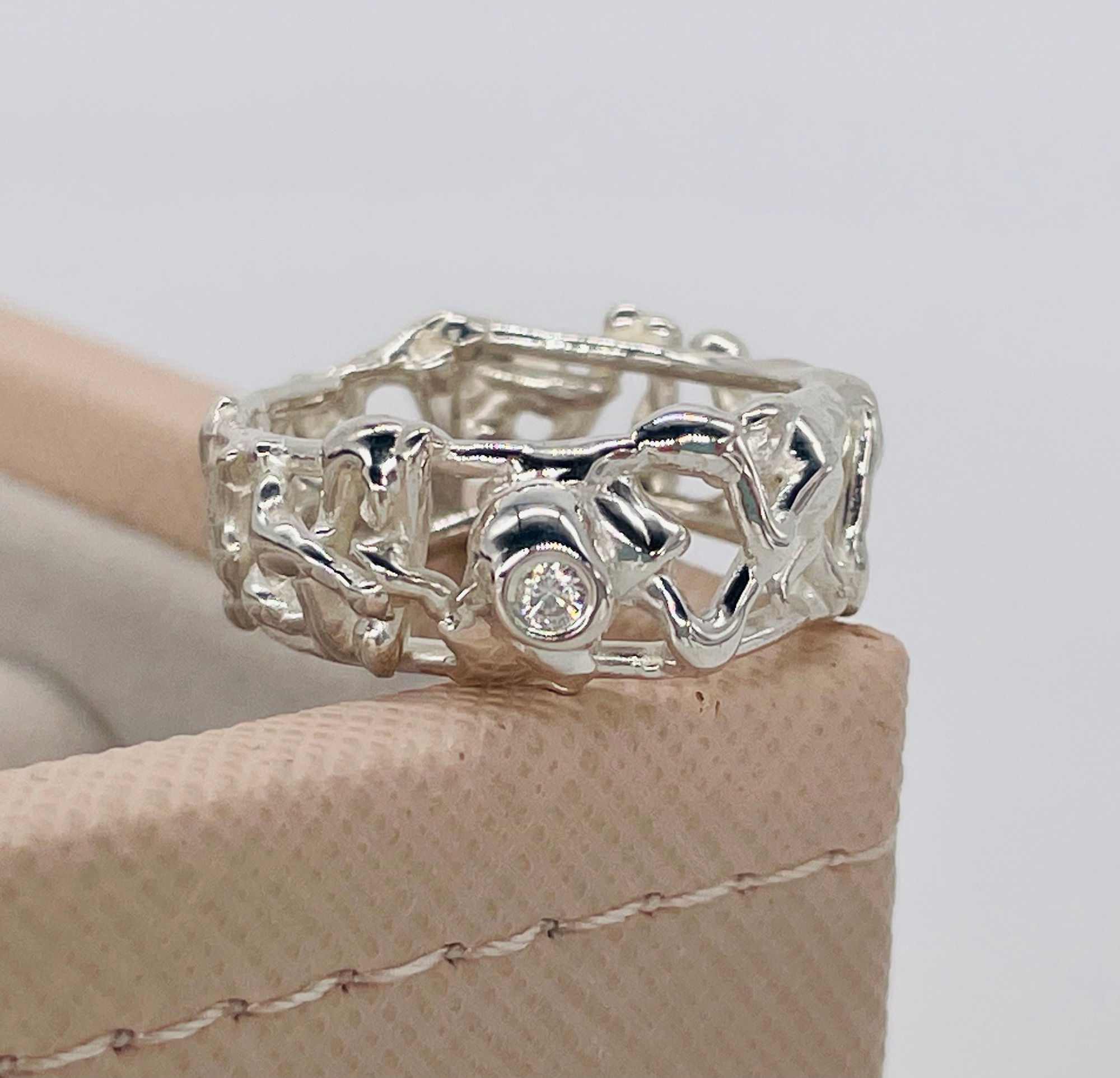 Origin diamond ring