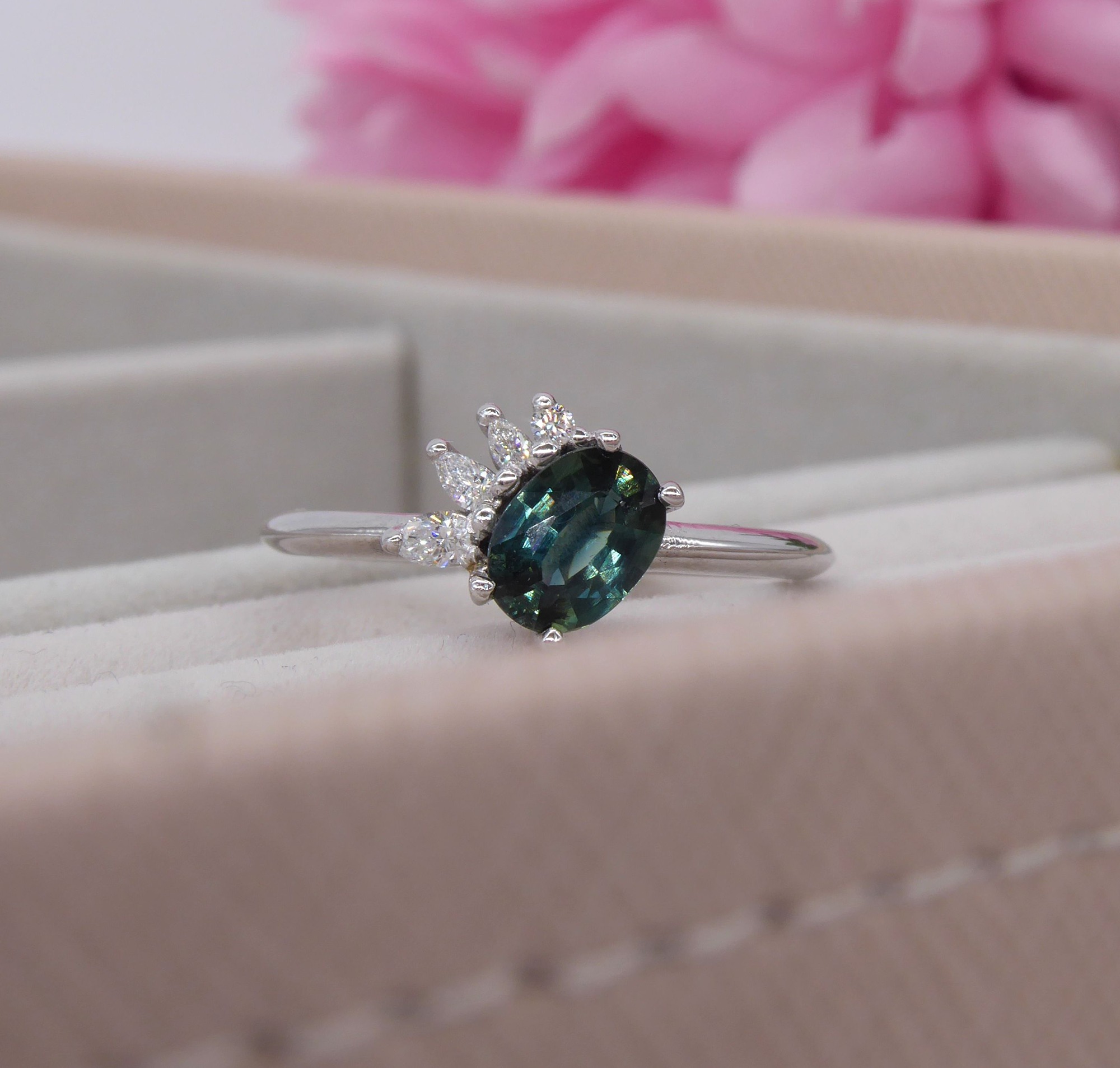 alternative-engagement-ring-unique-teal-sapphire-gold-band