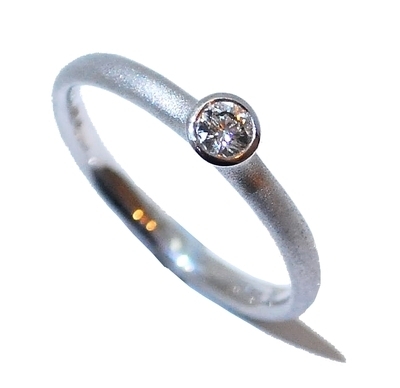 White Gold Frosted Diamond Ring