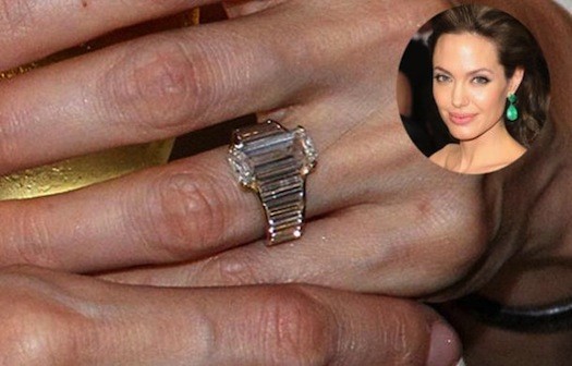 angelina-jolie-engagement-ring