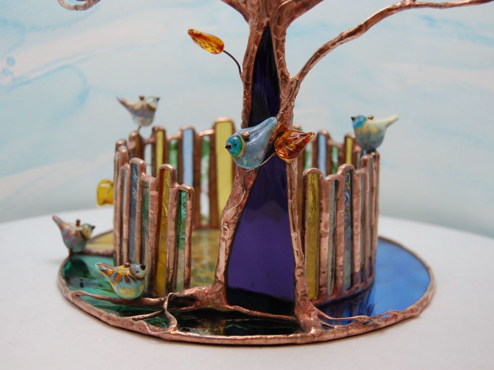 Meldrum candle detail