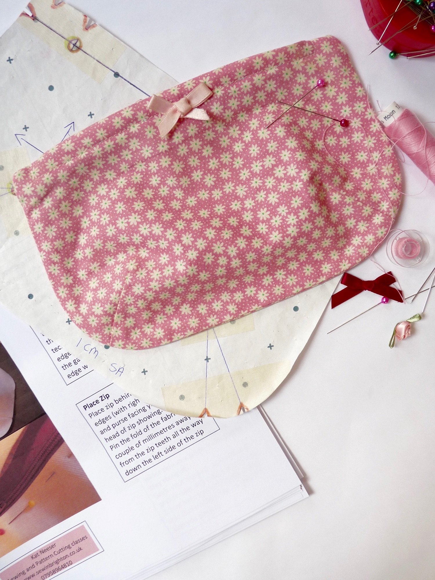 Zip Darted Purse - Beginner Sewing Project at Sew In Brighton