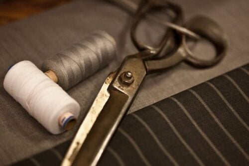 Haberdashery and tools. Brighton east Sussex sewing classes. Image from Pic