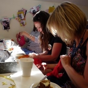 hen party - hens customising knickers - june 29th 2013