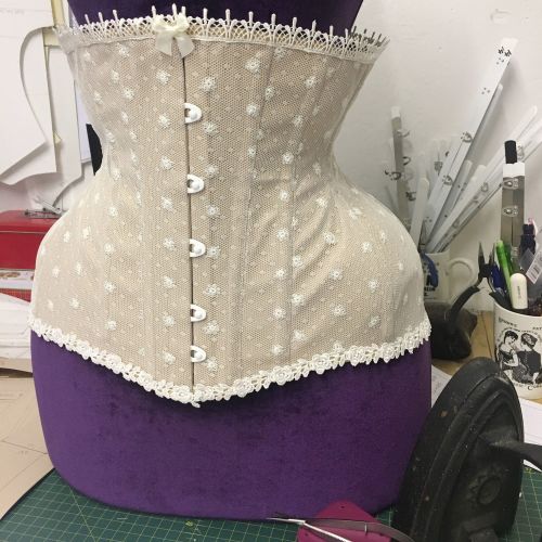How I Sewed Hand-Made Lace For My Victorian Corset