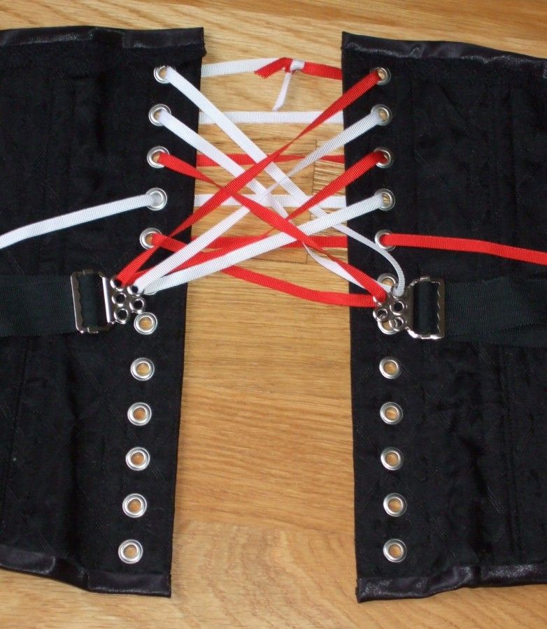 fan lacing a corset