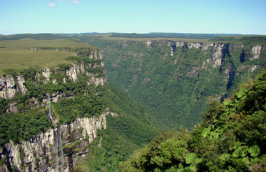 Canyon-Fortaleza by Eduardo Patrial