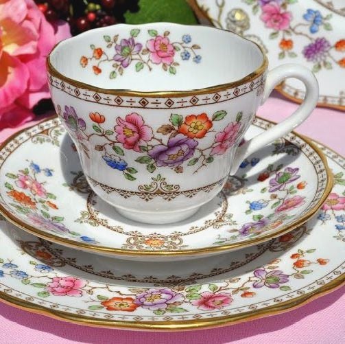 Spode Lauriston Hand Painted Teacup Trio c.1962