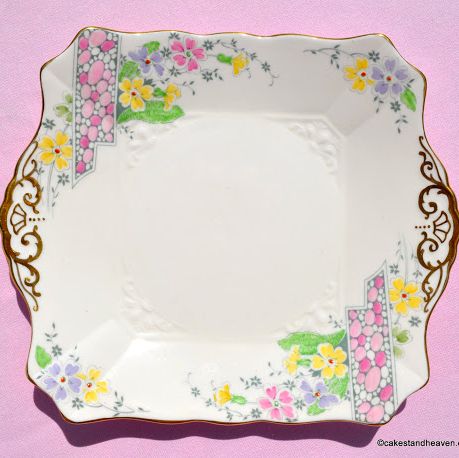 Tuscan Art Deco 4574H Cake Plate c.1936